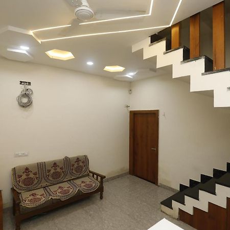 Hotel Garima Ujjain Exterior foto